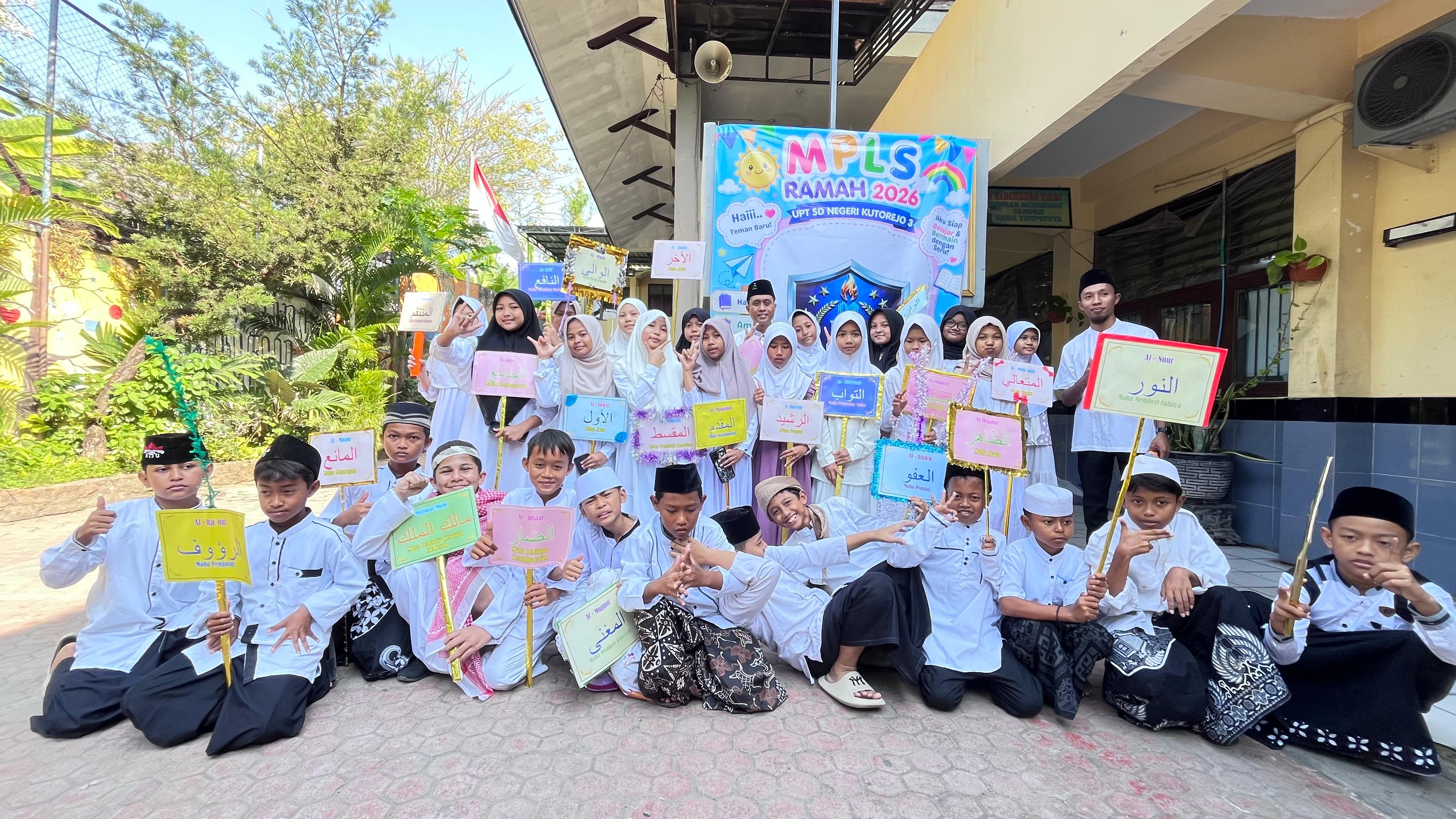 Pawai Taaruf UPT SDN Kutorejo 3